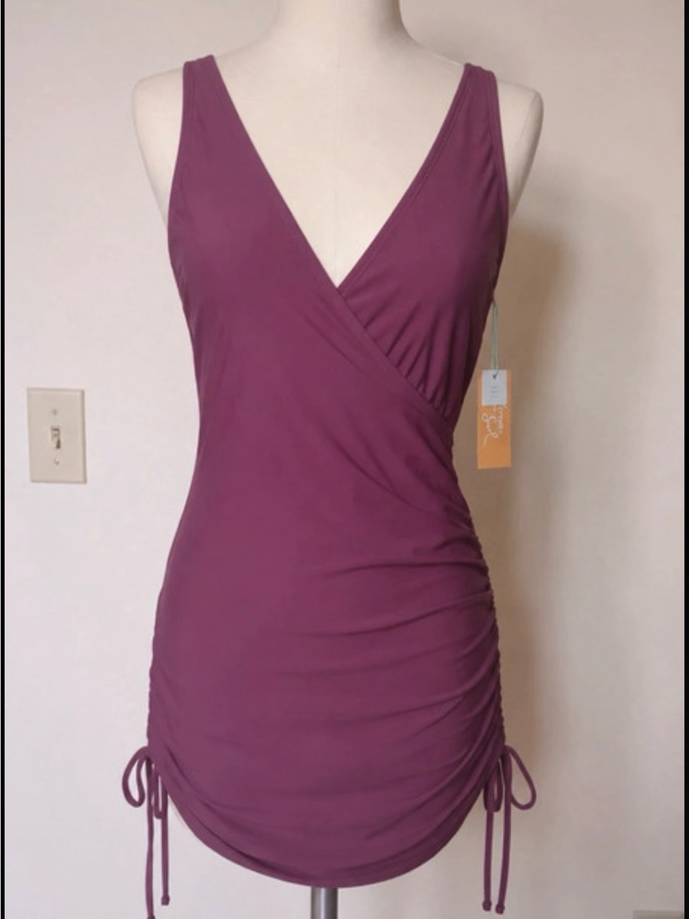 Kona Sol One-Piece Swimsuit - Size Medium